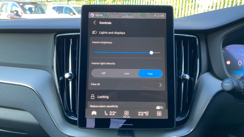 Volvo XC60 2.0 B5P Plus Black Edition 5dr AWD Geartronic Petrol Estate